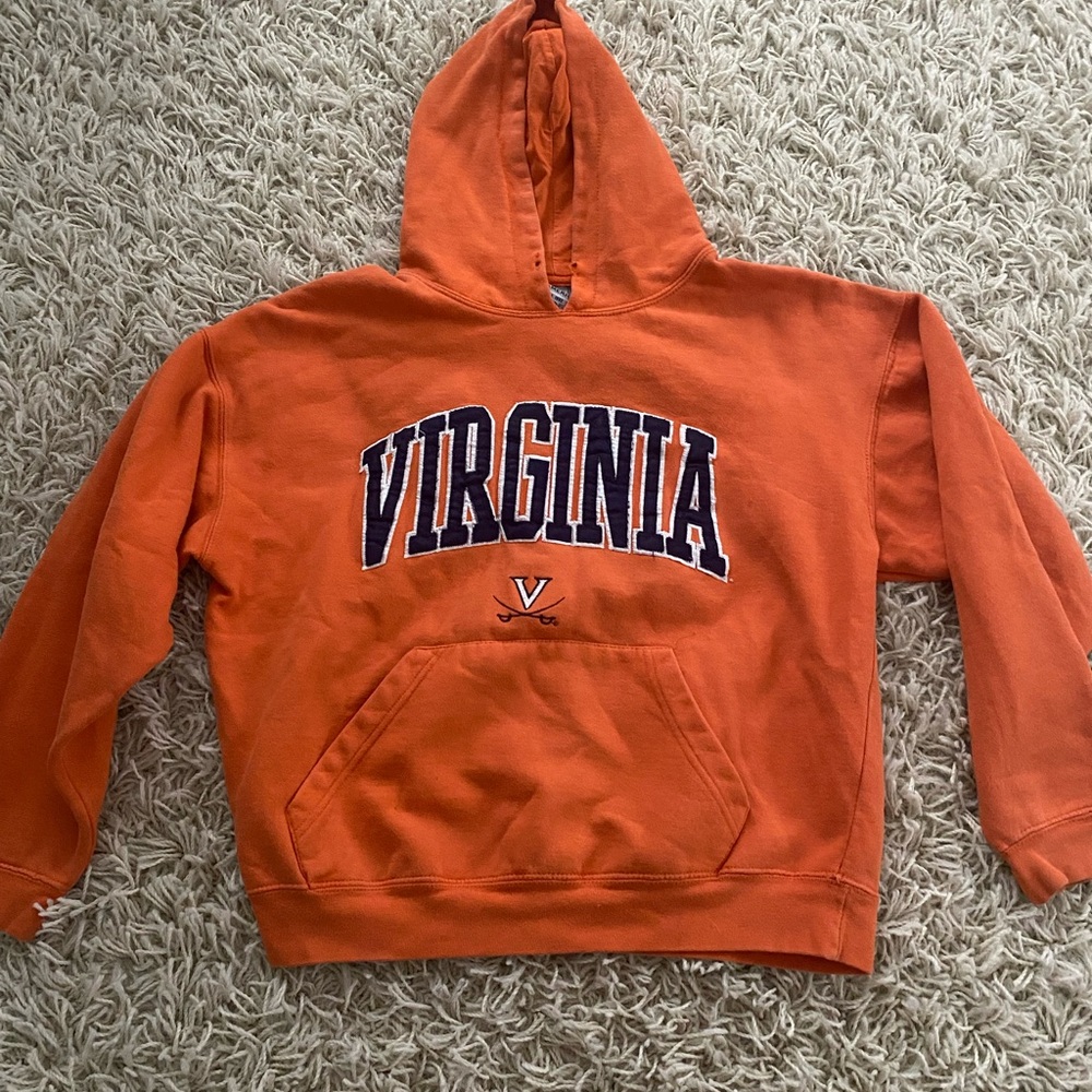 uva hoodie    kids large